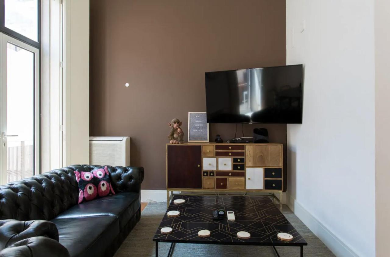 Beautiful 3-Story House In Chiado With A 40M² Private Terrace Apartment Lisbon Exterior photo