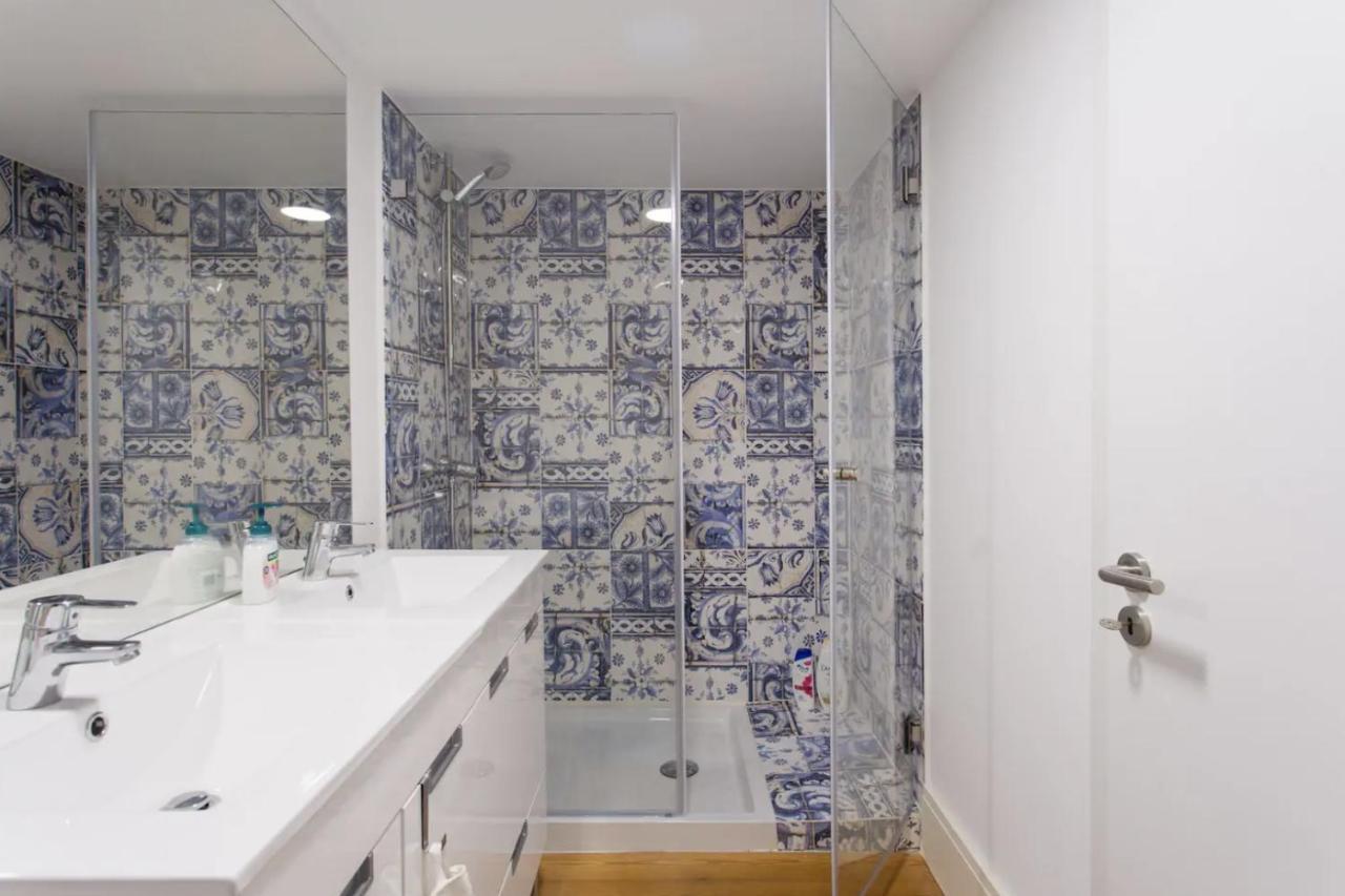 Beautiful 3-Story House In Chiado With A 40M² Private Terrace Apartment Lisbon Exterior photo